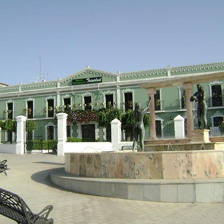 אלאנחה Apartamentos Trinidad מראה חיצוני תמונה